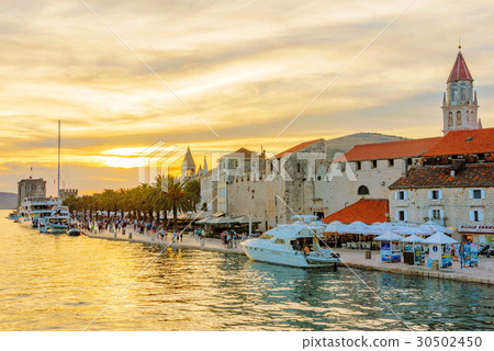 Trogir old town with sunset Trogir old town with sunset 30502450