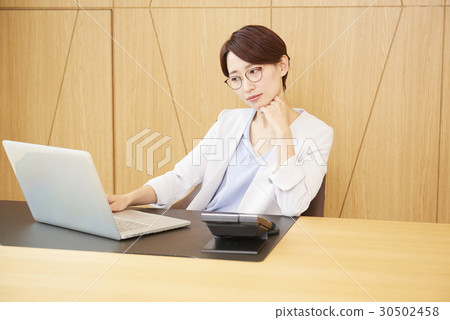 Business woman Business woman 30502458