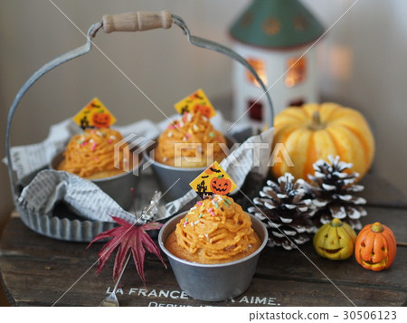 Natural country goods and Mont Blanc 30506123