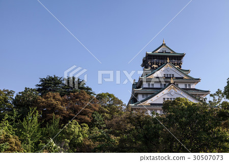 Osaka Castle  30507073