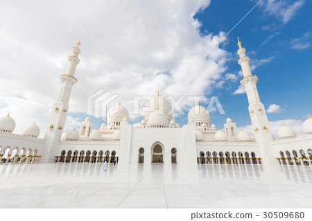 Sheikh Zayed Grand Mosque, Abu Dhabi, United Arab 30509680