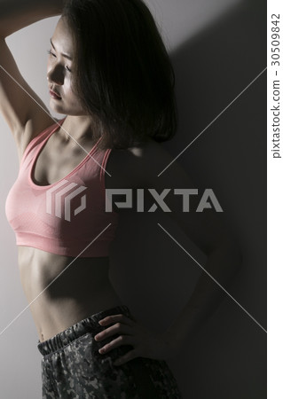 Female athlete Female athlete 30509842