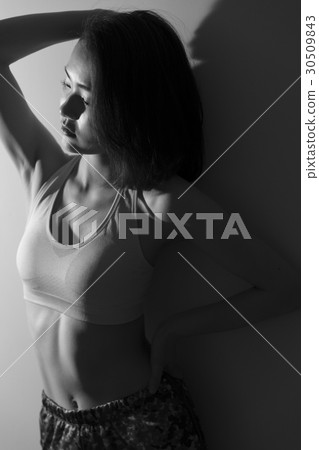Female athlete Female athlete 30509843
