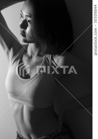 Female athlete 30509844