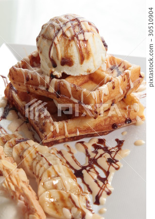 dessert 30510904