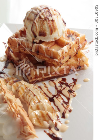 dessert 30510905