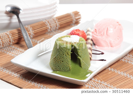 dessert dessert 30511460
