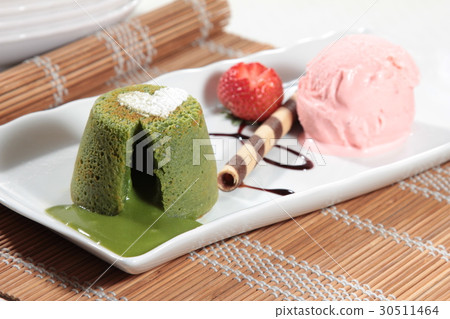 dessert dessert 30511464