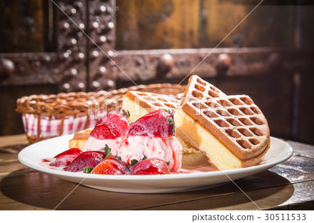 dessert dessert 30511533