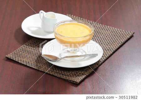 dessert 30511982