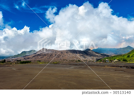 Mount Bromo volcano (Gunung Bromo) Mount Bromo volcano (Gunung Bromo) 30513140