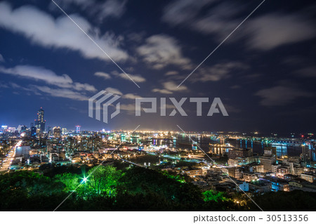 俯瞰高雄港夜景 30513356