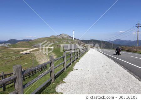 Shikoku karst 30516105