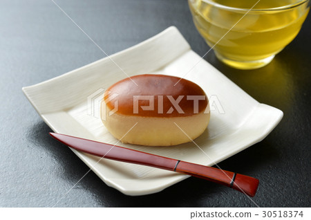 栗子蛋糕 30518374