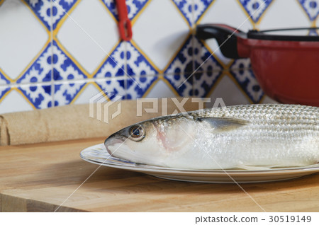 Mullet striped mullet contains omega-3 , vitamins Mullet striped mullet contains omega-3 , vitamins 30519149