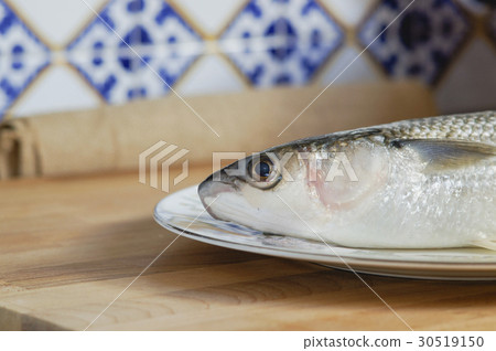 Mullet striped mullet contains omega-3 , vitamins  30519150
