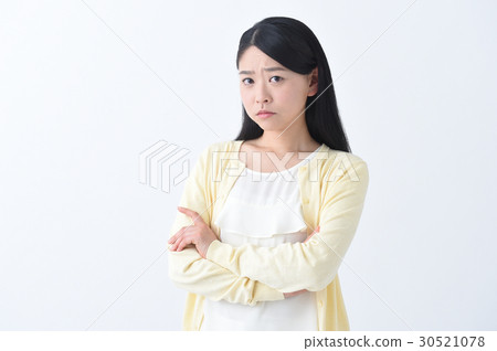 生氣與憤怒的一個女孩武裝 生氣與憤怒的一個女孩武裝 30521078