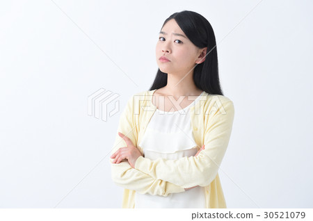 生氣與憤怒的一個女孩武裝 生氣與憤怒的一個女孩武裝 30521079
