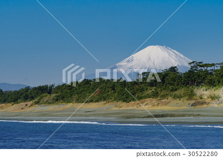 Oiso Teragasaki Coast and Mt. Fuji 30522280