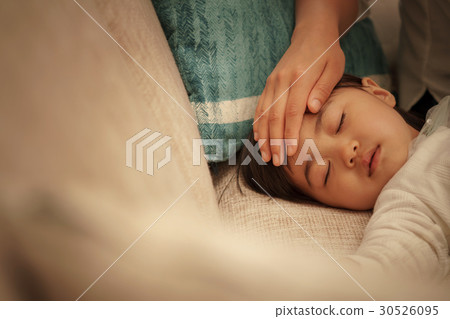 母親測量孩子的熱量 30526095