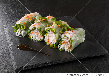 Raw spring rolls Thai country spring roll 30528418