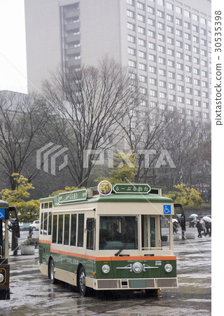 2017年推出Lupre仙台“Masamune Birthday 450紀念問題”一款新車型,其中包括Seiyu,他是Date Masamune頭盔的前端 2017年推出Lupre仙台“Masamune Birthday 450紀念問題”一款新車型,其中包括Seiyu,他是Date Masamune頭盔的前端 30535398