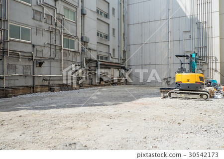 Land Land 30542173