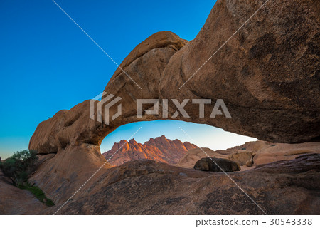 Spitzkoppe, Damaraland, Namibia 30543338