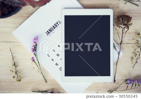 Tablet Digital Technology Floral Flatlay Tablet Digital Technology Floral Flatlay 30550145