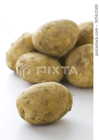New potatoes 3 30561589