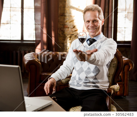 Psychiatrist man in office 30562483