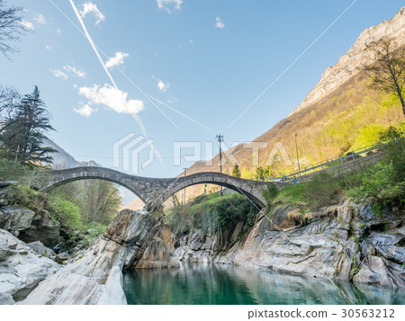 Ponti dei salti in Switzerland 30563212