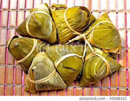 rice dumpling, zongzi 30566422