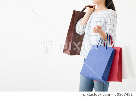 婦女在購物 30567491