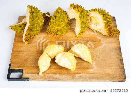 Peeled durian  fruit with peel 30572910