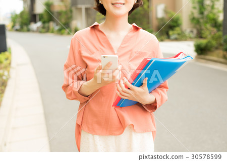 Business woman real estate 30578599