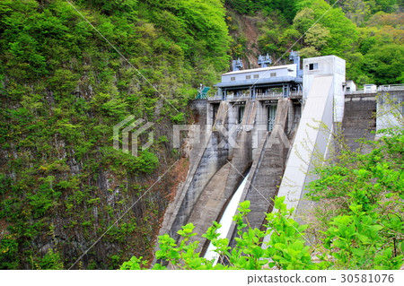 Aomata Dam 30581076