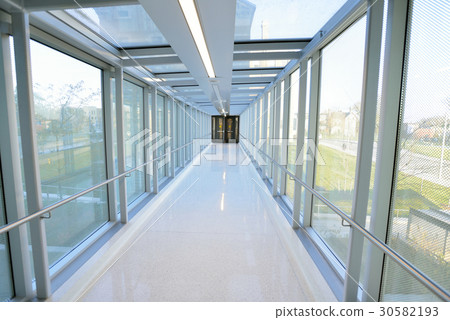 Canada Toronto Hospital Canada Toronto Hospital 30582193