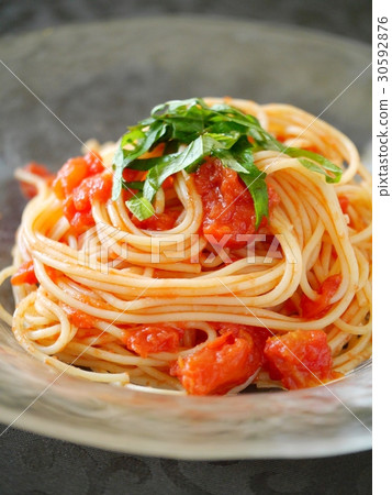 Cappelini cold tomato black background (up) Cappelini cold tomato black background (up) 30592876