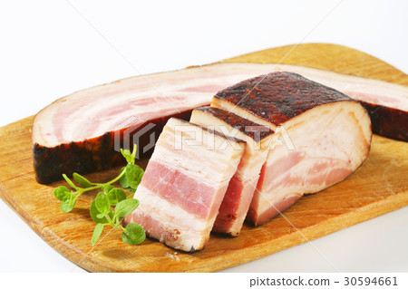 Smoked bacon slab and slices Smoked bacon slab and slices 30594661