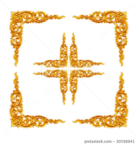 Pattern of wood frame carve flower on white  30598841