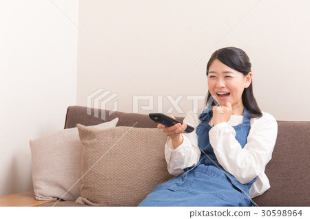 Housewife image 30598964