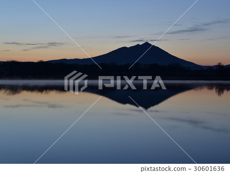 Mt. Tsukuba reflected in the river fog Mt. Tsukuba reflected in the river fog 30601636