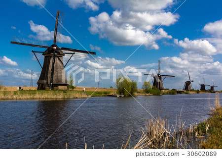 Kinderdijk windmills 30602089