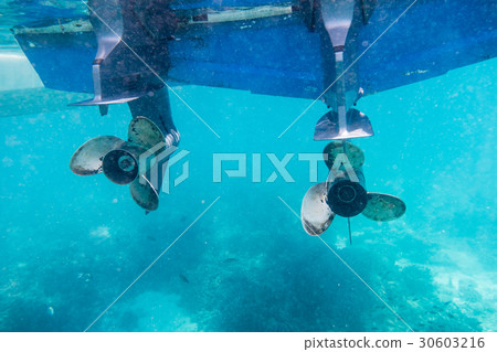 Engine speedboat propeller parked 30603216