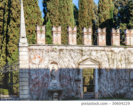 outer wall of giusti garden in Verona city outer wall of giusti garden in Verona city 30604229