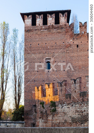 tower of Castelvecchio Castel in Verona in evening 30604460