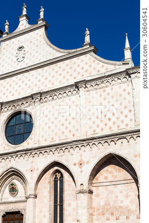 facade of in Duomo Cathedral in Vicenza facade of in Duomo Cathedral in Vicenza 30604541