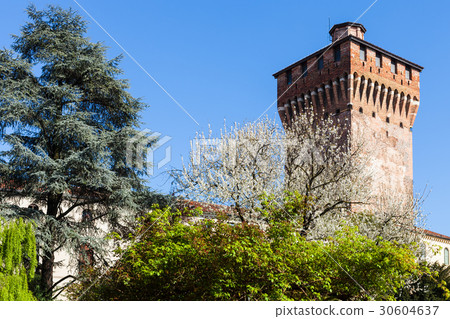 view Torre di Porta Castello in Vicenza in spring view Torre di Porta Castello in Vicenza in spring 30604637