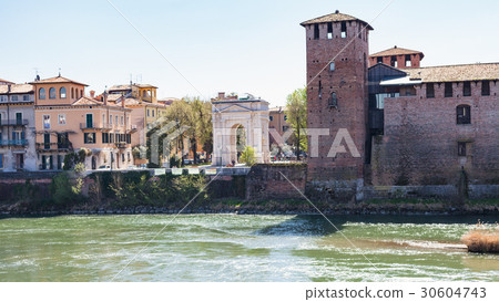 view of Arco dei Gavi and Castelvecchio in Verona view of Arco dei Gavi and Castelvecchio in Verona 30604743